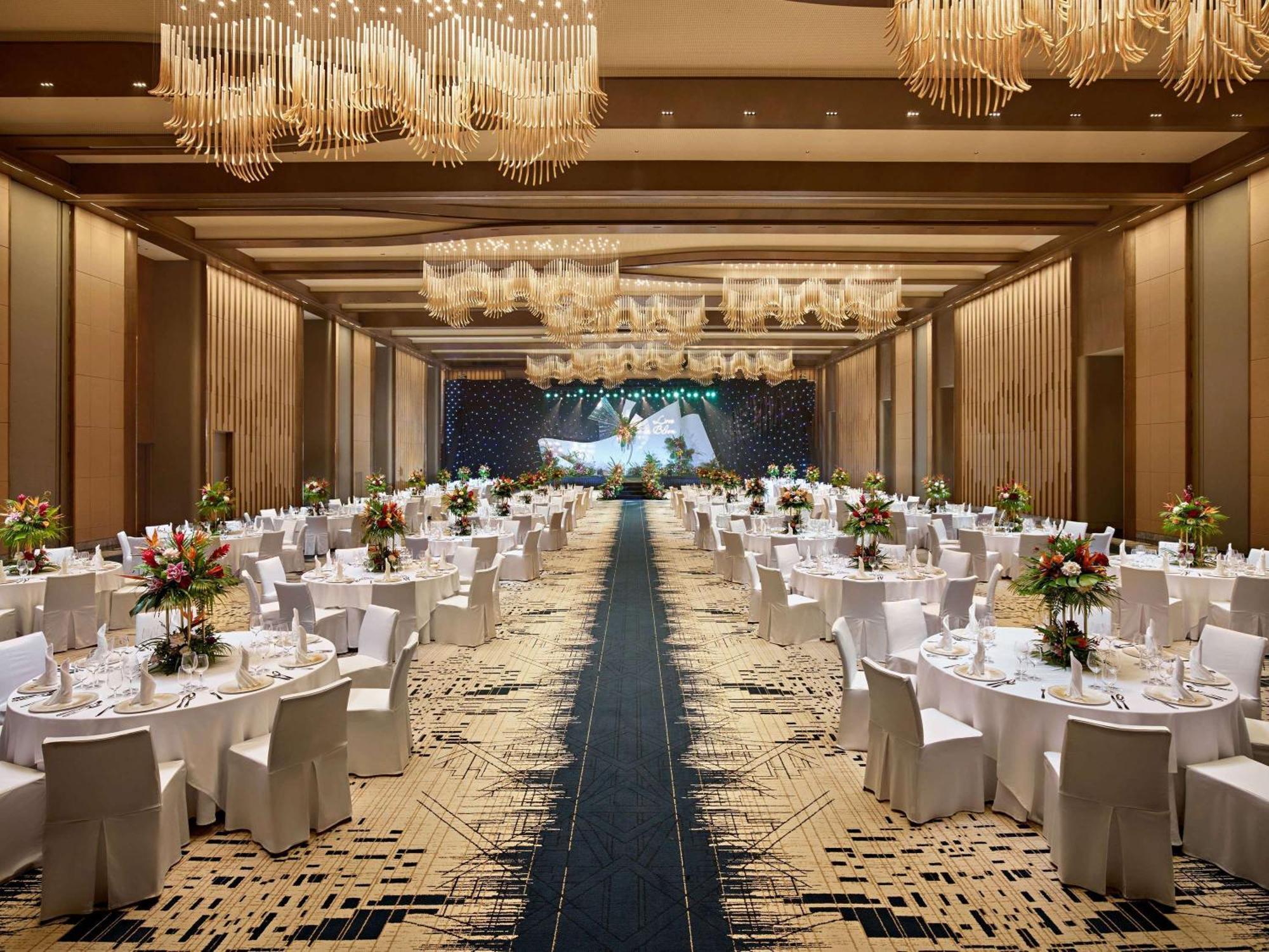 Pullman Hai Phong Grand Hotel Bagian luar foto