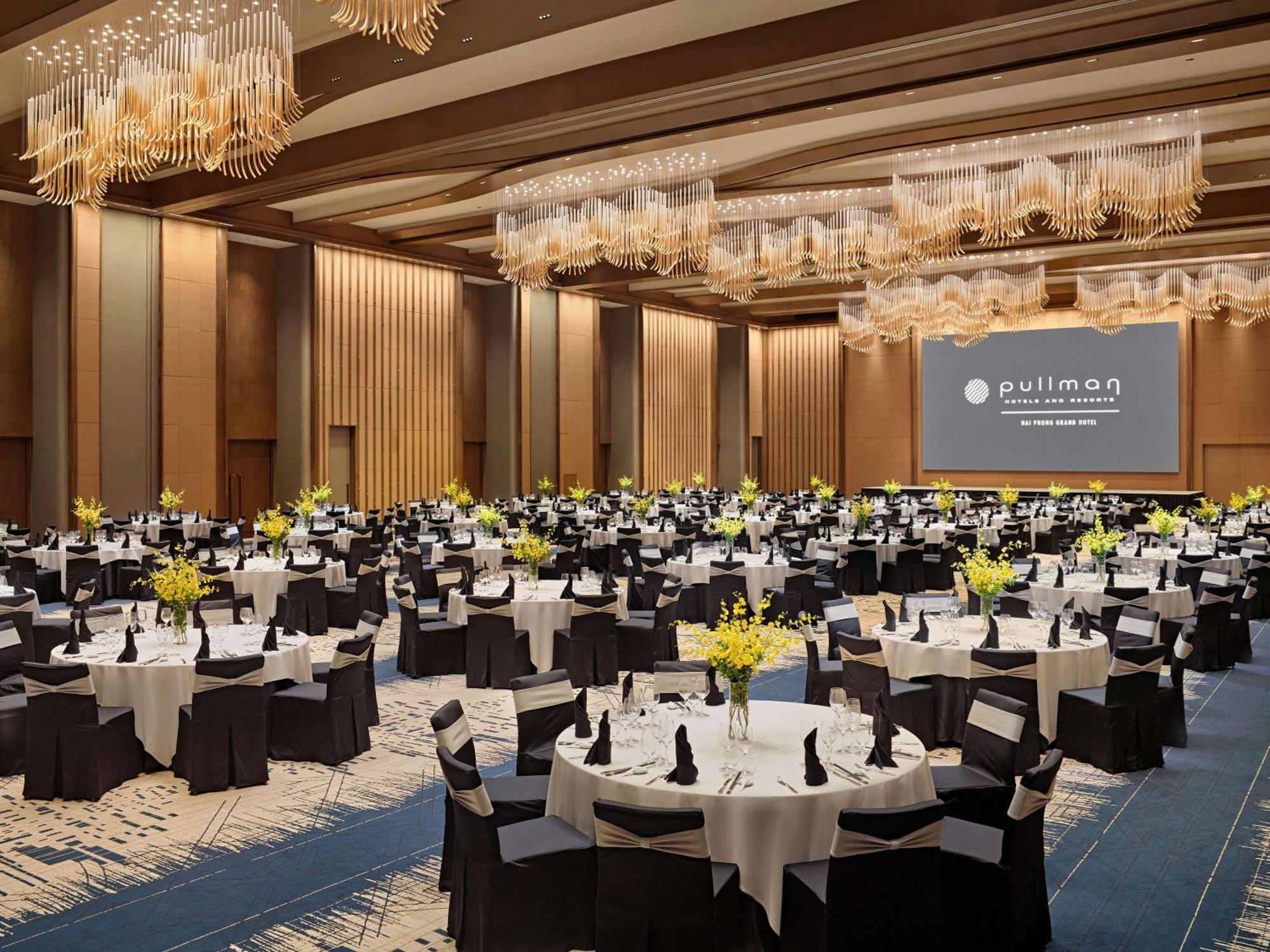 Pullman Hai Phong Grand Hotel Bagian luar foto