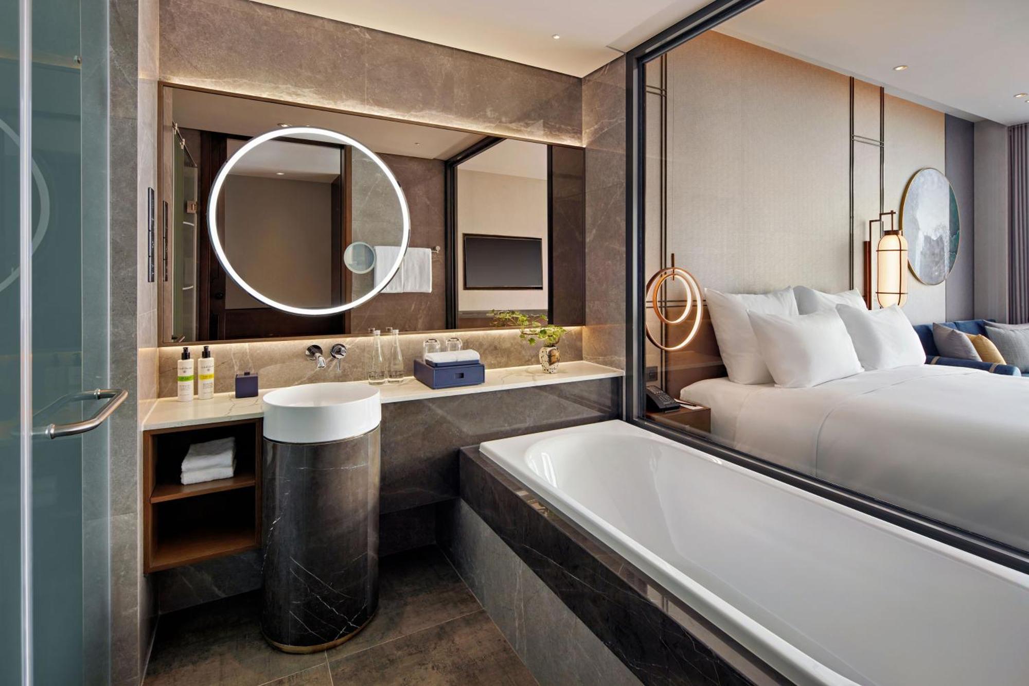 Pullman Hai Phong Grand Hotel Bagian luar foto